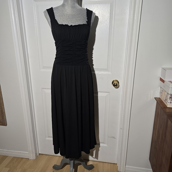 REFORMATION Willa Knit Midi Dress - Picture 3 of 7